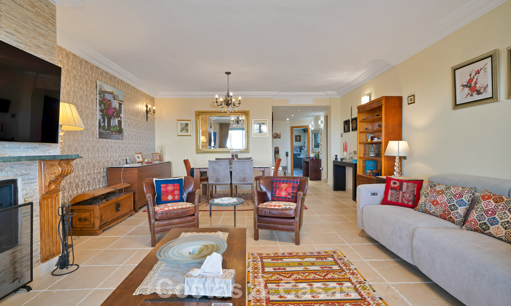 Apartamento de 3 dormitorios en venta con vistas al jardin y al mar, listo para entrar a vivir en Los Flamingos Golf Resort, Marbella - Benahavís 785089