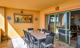Apartamento de 3 dormitorios en venta con vistas al jardin y al mar, listo para entrar a vivir en Los Flamingos Golf Resort, Marbella - Benahavís 785097 