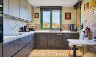 Apartamento de 3 dormitorios en venta con vistas al jardin y al mar, listo para entrar a vivir en Los Flamingos Golf Resort, Marbella - Benahavís 785098 