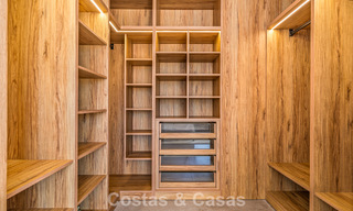 Villa de lujo contemporánea lista para entrar a vivir en el campo de golf de la Nueva Milla de Oro, Marbella - Estepona 785141 