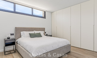 Villa de lujo contemporánea lista para entrar a vivir en el campo de golf de la Nueva Milla de Oro, Marbella - Estepona 785159 