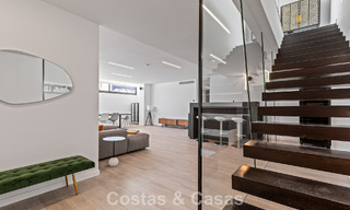 Villa de lujo contemporánea lista para entrar a vivir en el campo de golf de la Nueva Milla de Oro, Marbella - Estepona 785163 