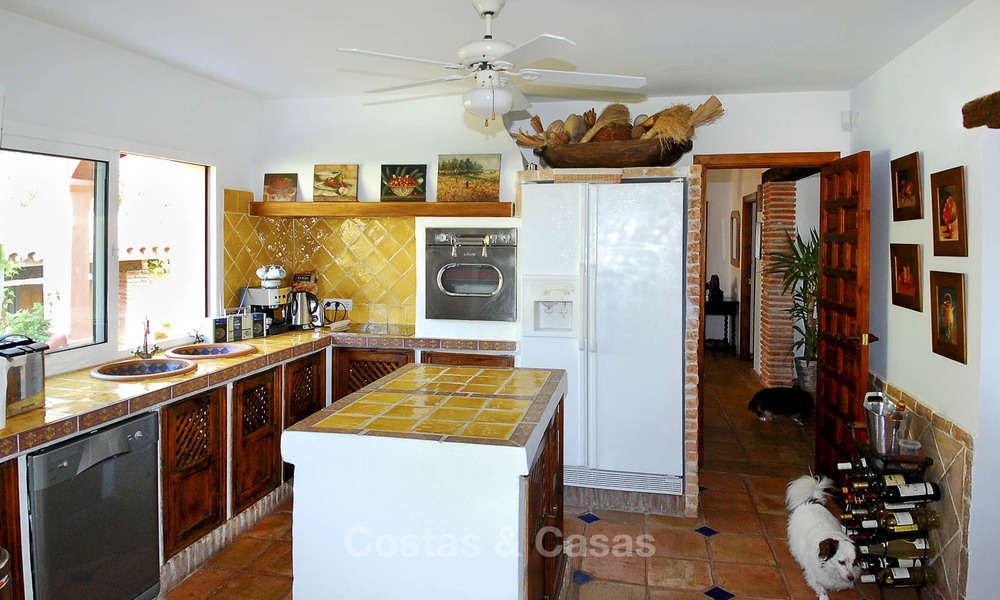 Villa en venta en Marbella Este en la Costa del Sol 11790