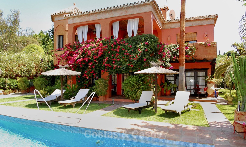 Villa en venta en Marbella Este en la Costa del Sol 11814
