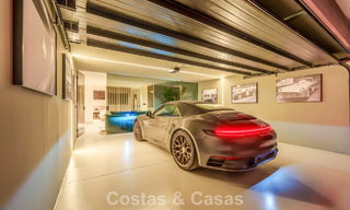 Prestigiosa casa adosada en venta en un exclusivo complejo residencial en la Milla de Oro de Marbella 785402 