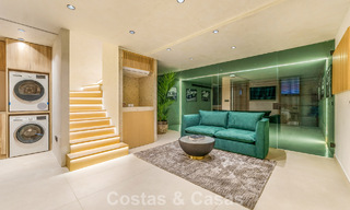 Prestigiosa casa adosada en venta en un exclusivo complejo residencial en la Milla de Oro de Marbella 785406 