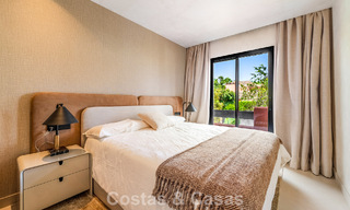 Prestigiosa casa adosada en venta en un exclusivo complejo residencial en la Milla de Oro de Marbella 785414 