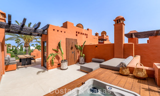 Prestigiosa casa adosada en venta en un exclusivo complejo residencial en la Milla de Oro de Marbella 785430 