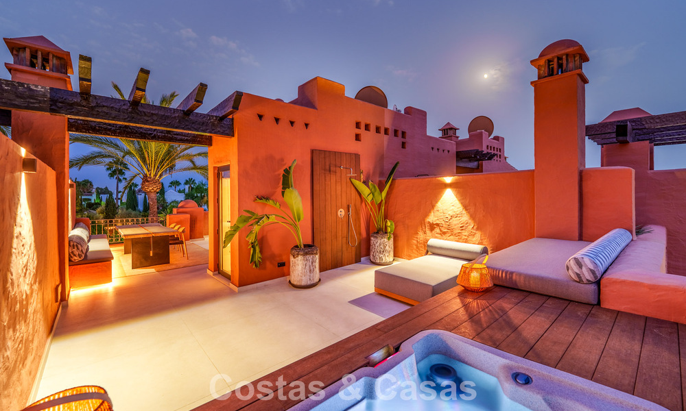 Prestigiosa casa adosada en venta en un exclusivo complejo residencial en la Milla de Oro de Marbella 785455