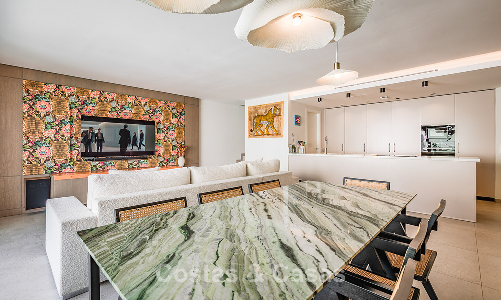 Ático contemporáneo de lujo con amplia azotea en venta cerca de todos los servicios y de la playa en San Pedro, Marbella 785487