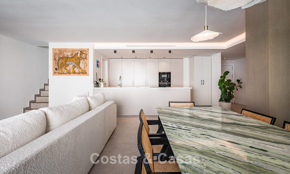 Ático contemporáneo de lujo con amplia azotea en venta cerca de todos los servicios y de la playa en San Pedro, Marbella 785488