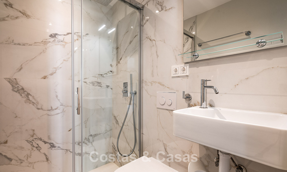 Ático contemporáneo de lujo con amplia azotea en venta cerca de todos los servicios y de la playa en San Pedro, Marbella 785496