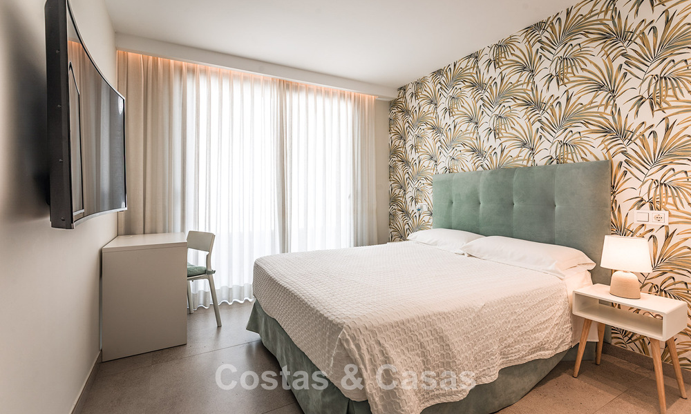 Ático contemporáneo de lujo con amplia azotea en venta cerca de todos los servicios y de la playa en San Pedro, Marbella 785497