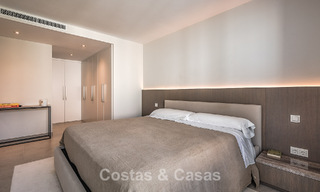 Ático contemporáneo de lujo con amplia azotea en venta cerca de todos los servicios y de la playa en San Pedro, Marbella 785502 