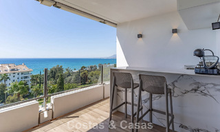 Apartamento contemporáneo reformado de 3 dormitorios con vistas abiertas al mar en venta en la zona este del centro de Marbella 785521 