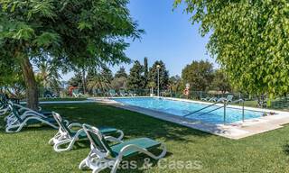 Apartamento contemporáneo reformado de 3 dormitorios con vistas abiertas al mar en venta en la zona este del centro de Marbella 785523 