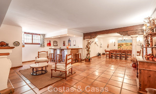 Espaciosa villa de lujo española en venta en una zona residencial aislada de la Milla de Oro de Marbella 785674 