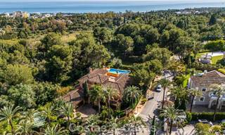 Espaciosa villa de lujo española en venta en una zona residencial aislada de la Milla de Oro de Marbella 785682 