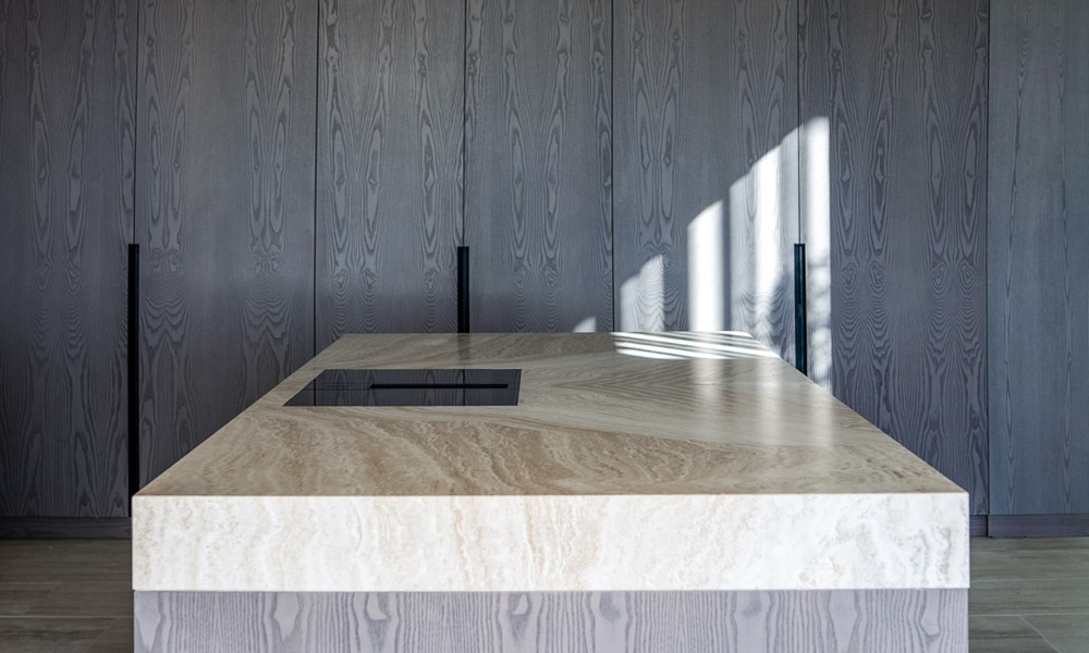 Villa de lujo a la venta con vistas al mar en una urbanización cerrada con seguridad 24/7 en Sotogrande, Costa del Sol 785663