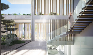 Villa de lujo a la venta con vistas al mar en una urbanización cerrada con seguridad 24/7 en Sotogrande, Costa del Sol 785706 