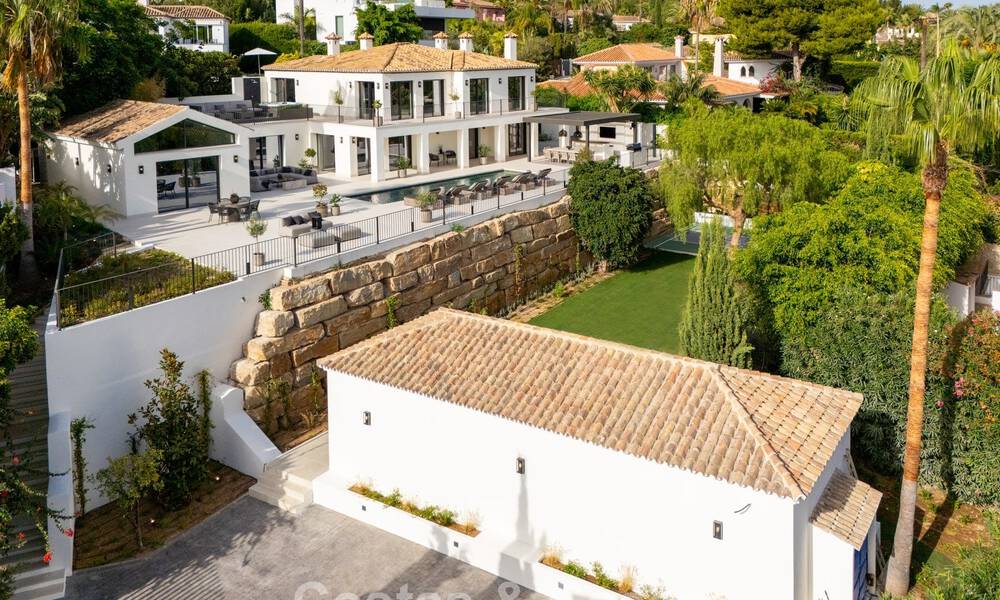 Espaciosa villa de lujo con arquitectura mediterránea moderna en venta en la Milla de Oro de Marbella 785526