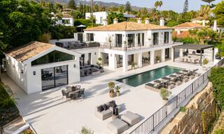 Espaciosa villa de lujo con arquitectura mediterránea moderna en venta en la Milla de Oro de Marbella 785527 