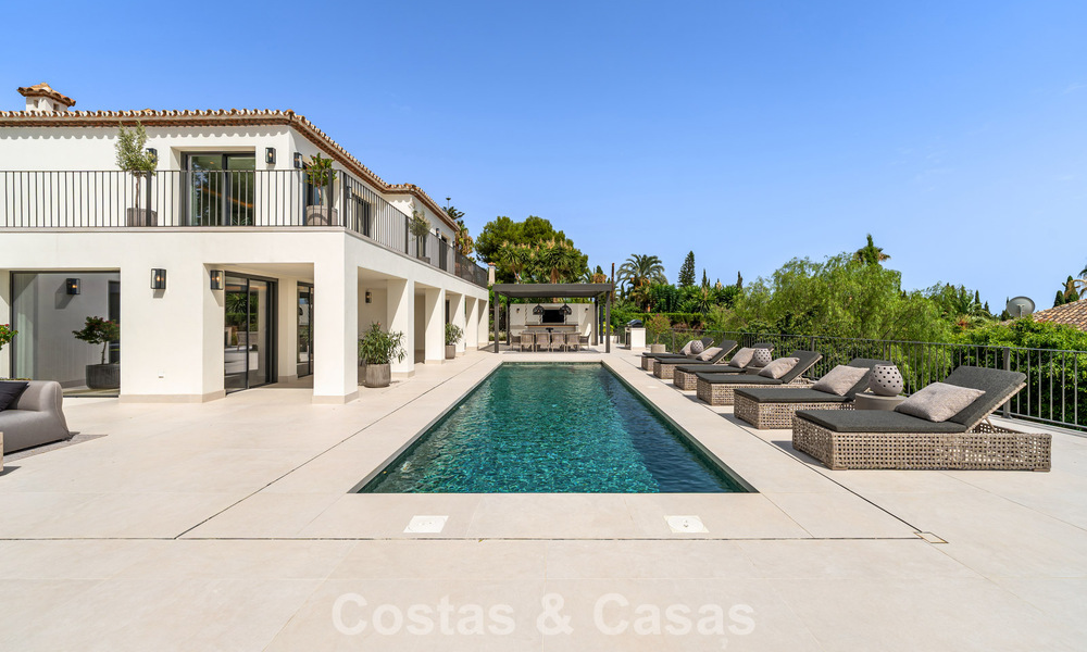 Espaciosa villa de lujo con arquitectura mediterránea moderna en venta en la Milla de Oro de Marbella 785536