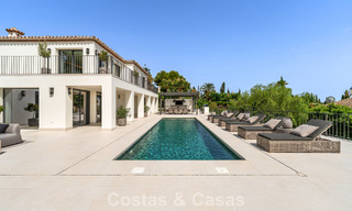 Espaciosa villa de lujo con arquitectura mediterránea moderna en venta en la Milla de Oro de Marbella 785536 