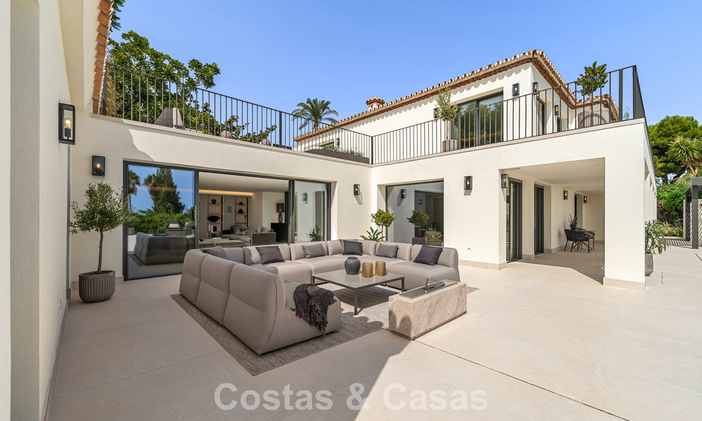 Espaciosa villa de lujo con arquitectura mediterránea moderna en venta en la Milla de Oro de Marbella 785541