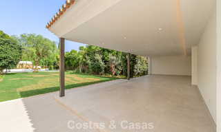 Espaciosa villa de lujo con arquitectura mediterránea moderna en venta en la Milla de Oro de Marbella 785543 