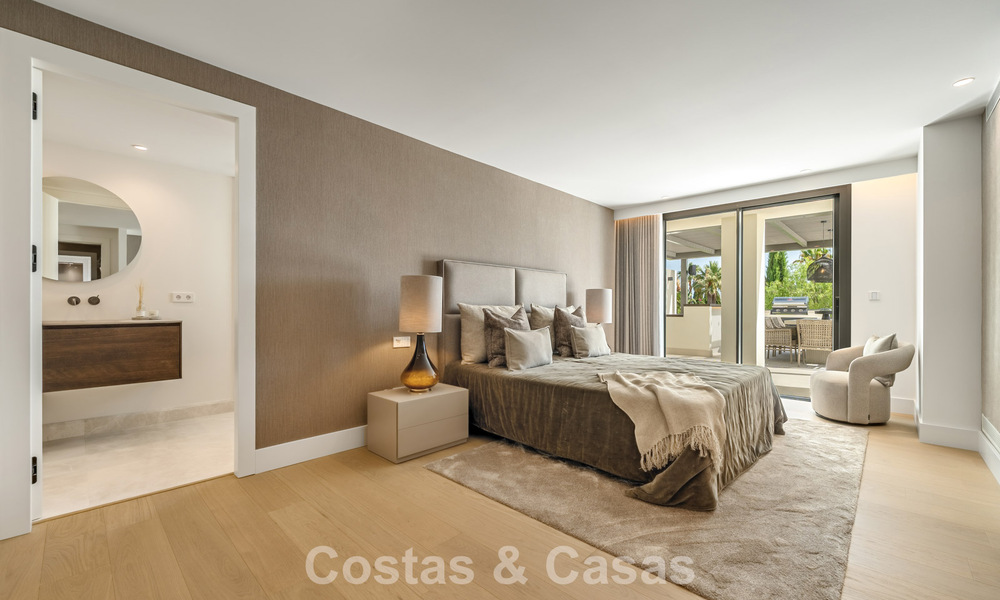 Espaciosa villa de lujo con arquitectura mediterránea moderna en venta en la Milla de Oro de Marbella 785561