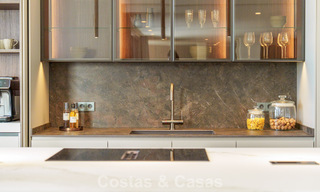 Espaciosa villa de lujo con arquitectura mediterránea moderna en venta en la Milla de Oro de Marbella 785579 