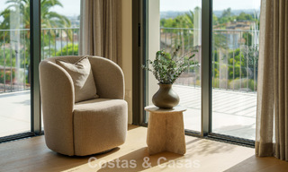 Espaciosa villa de lujo con arquitectura mediterránea moderna en venta en la Milla de Oro de Marbella 785580 