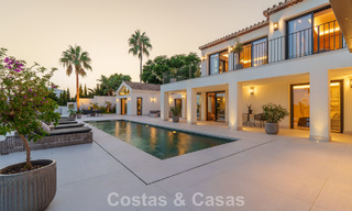 Espaciosa villa de lujo con arquitectura mediterránea moderna en venta en la Milla de Oro de Marbella 785585 