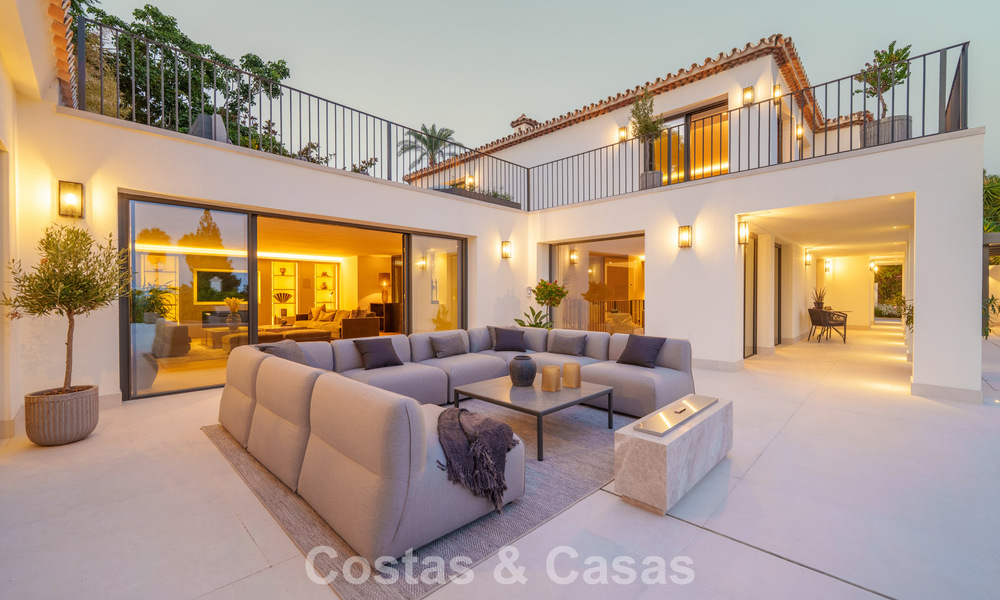 Espaciosa villa de lujo con arquitectura mediterránea moderna en venta en la Milla de Oro de Marbella 785589