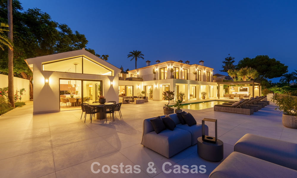 Espaciosa villa de lujo con arquitectura mediterránea moderna en venta en la Milla de Oro de Marbella 785590