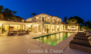 Espaciosa villa de lujo con arquitectura mediterránea moderna en venta en la Milla de Oro de Marbella 785591 