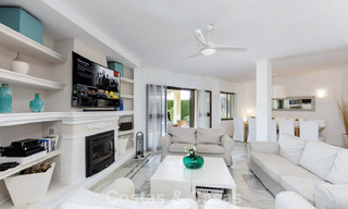 Preciosa villa de 6 dormitorios en venta, directamente en el Club de Golf Los Naranjos en Nueva Andalucía, Marbella 785725 