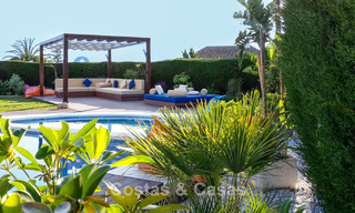 Preciosa villa de 6 dormitorios en venta, directamente en el Club de Golf Los Naranjos en Nueva Andalucía, Marbella 785726 