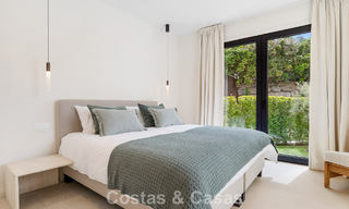 Moderna villa española de lujo en venta en segunda línea de golf en una zona residencial privilegiada, Benahavís, Marbella 785746 