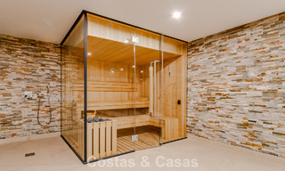 Majestuosa obra maestra a la venta con un estilo moderno en una zona residencial segura de Sotogrande, Costa del Sol 786215 