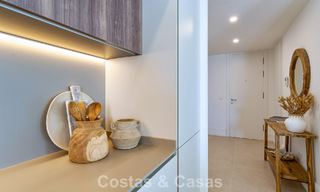 Apartamentos en venta en una ubicación privilegiada con vistas al mar, entre Benalmádena y Fuengirola, Costa del Sol 801799 