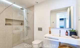 Apartamentos en venta en una ubicación privilegiada con vistas al mar, entre Benalmádena y Fuengirola, Costa del Sol 801807 