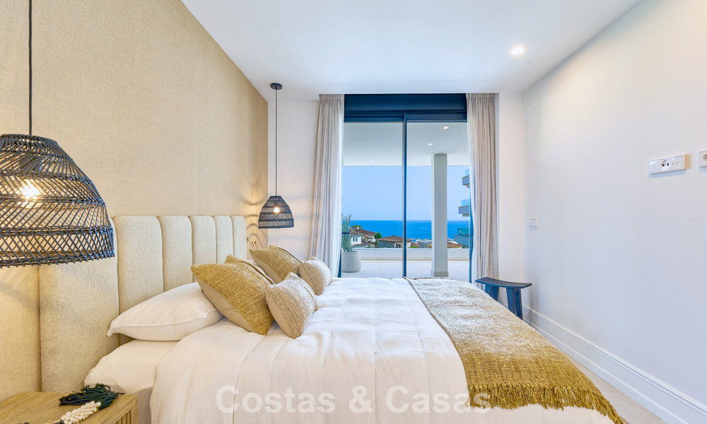 Apartamentos en venta en una ubicación privilegiada con vistas al mar, entre Benalmádena y Fuengirola, Costa del Sol 801813