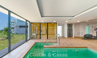 Apartamentos en venta en una ubicación privilegiada con vistas al mar, entre Benalmádena y Fuengirola, Costa del Sol 801816 