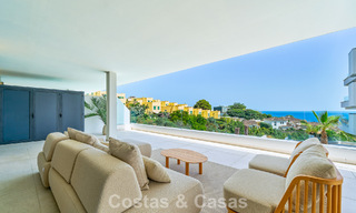 Apartamentos en venta en una ubicación privilegiada con vistas al mar, entre Benalmádena y Fuengirola, Costa del Sol 801819 