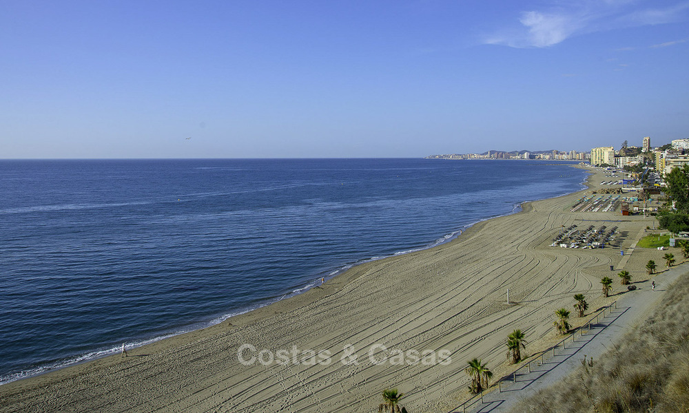 Apartamentos en venta en una ubicación privilegiada con vistas al mar, entre Benalmádena y Fuengirola, Costa del Sol 801832