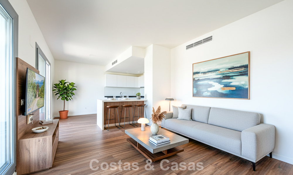 Apartamento nuevo y moderno, listo para entrar a vivir, en venta en un complejo de golf cerca de Estepona centro 785913