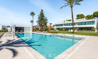 Moderna casa de lujo lista para entrar a vivir en venta en Nueva Andalucía, Marbella 786019 