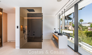 Moderna casa de lujo lista para entrar a vivir en venta en Nueva Andalucía, Marbella 786038 